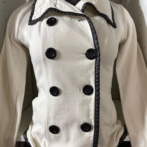 LA Kitty woman’s white Blazer size medium